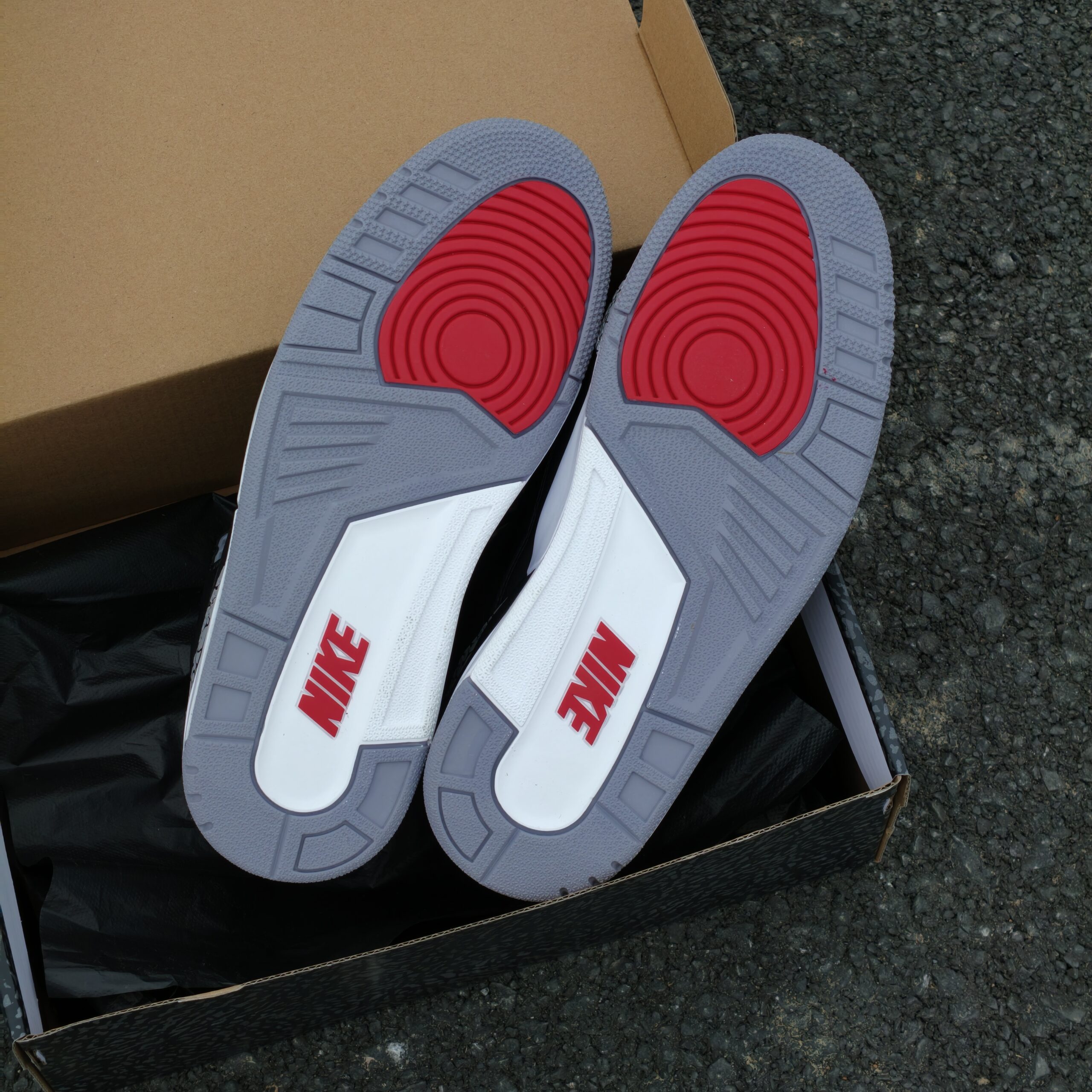 Giày Nike Air Jordan 3 Retro OG ‘Black Cement’ 2018 - Koisneaker - Ảnh 5