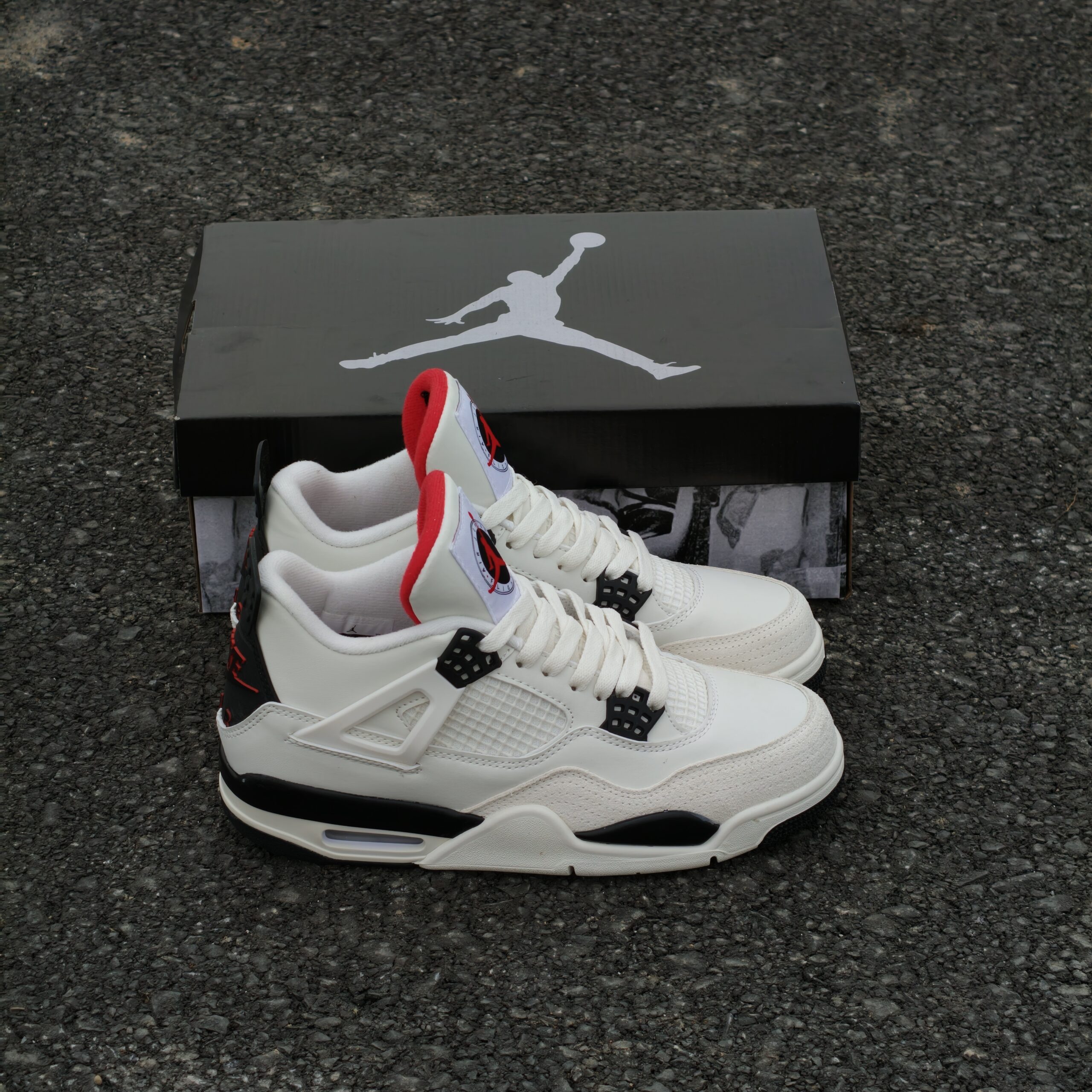 Giày Nike Air Jordan 4 "Flight Club"2026 - Koisneaker