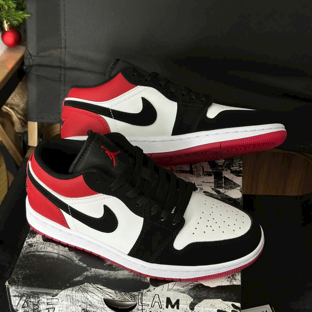 Giày Nike Air Jordan 1 Low SE ‘Black Toe 2025’ - Koisneaker - Ảnh 3