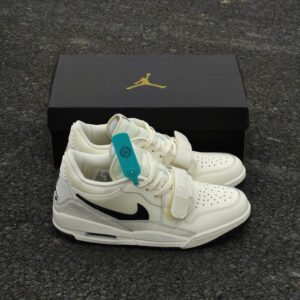 Giày Nike Air Jordan Legacy 312 Low Kem Đen - Koisneaker