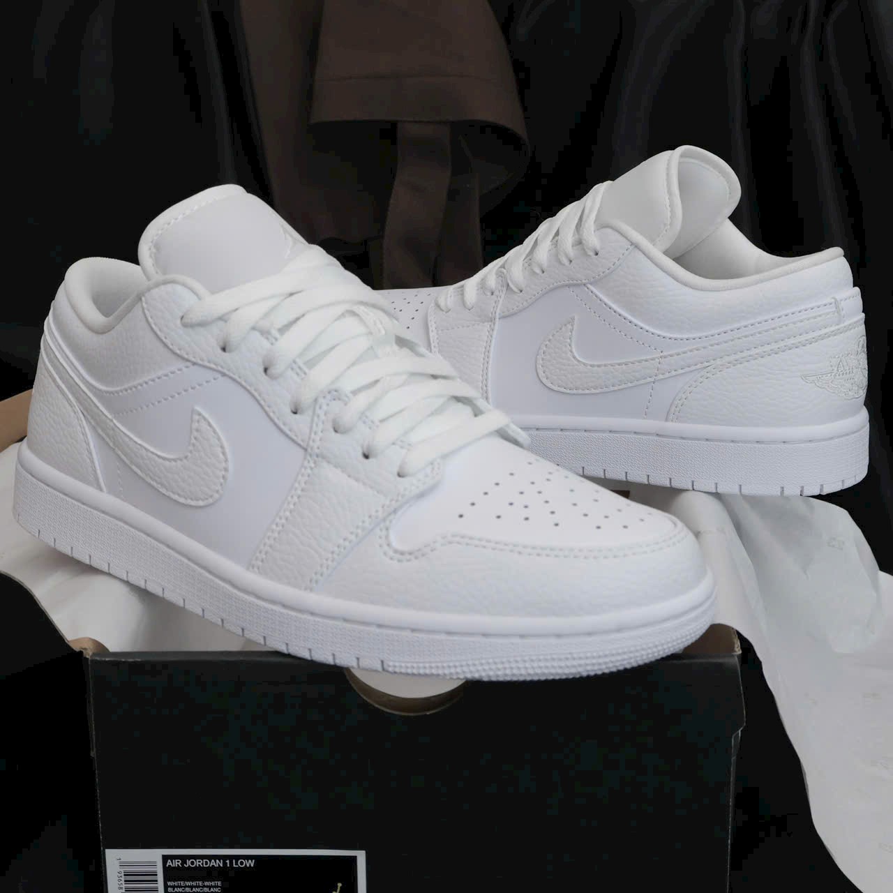 Giày Nike Air Jordan 1 Low màu Triple White, Trắng Full Thấp Cổ - KoiSneaker - Ảnh 5